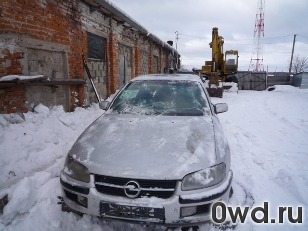 Битый автомобиль Opel Omega