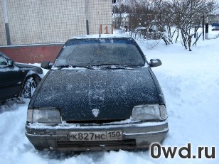 Битый автомобиль Renault 19