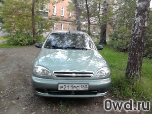 Битый автомобиль Chevrolet Lanos